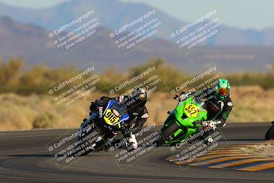 media/Oct-29-2022-CVMA (Sat) [[14c0aa3b66]]/Race 11 Amateur Supersport Open/